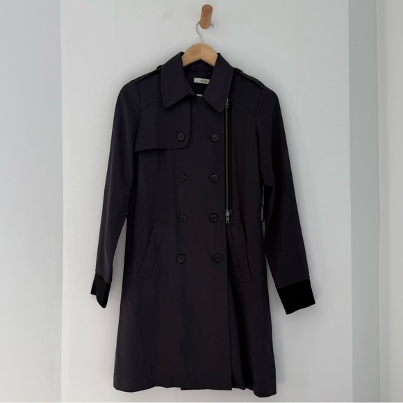 Vintage Celine blue & black classic trench coat with a twist - size 40 (Medium) - Picture 4 of 12